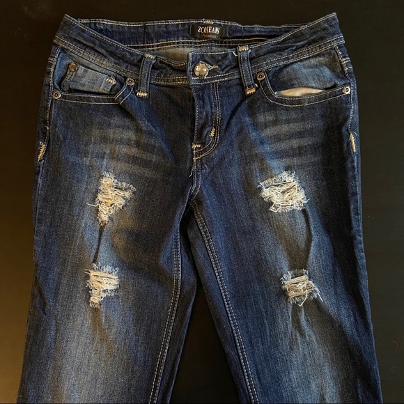 Dark wash distressed jeans - Picture 1 of 4